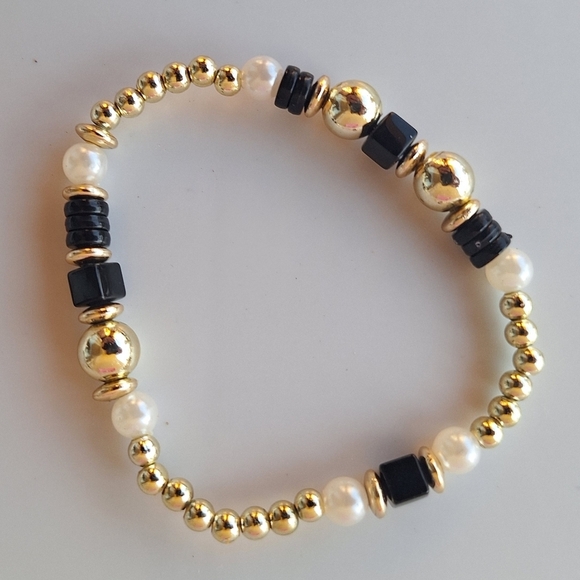 6 Boho bracelets handcrafted beaded - Picture 4 of 9